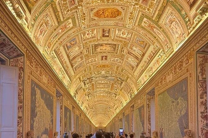 Skip-The-Line Tickets To Vatican Museum And Sistine chapel - Practical Details: Meeting Point and Group Size