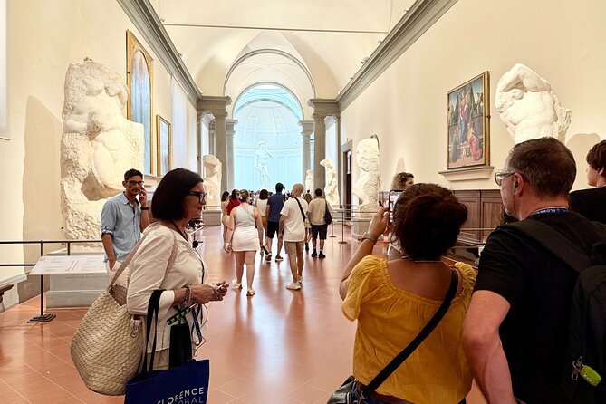 Skip the line: Uffizi and Accademia Small Group Walking Tour - Discover Florences Masterpieces in a Small-Group Setting