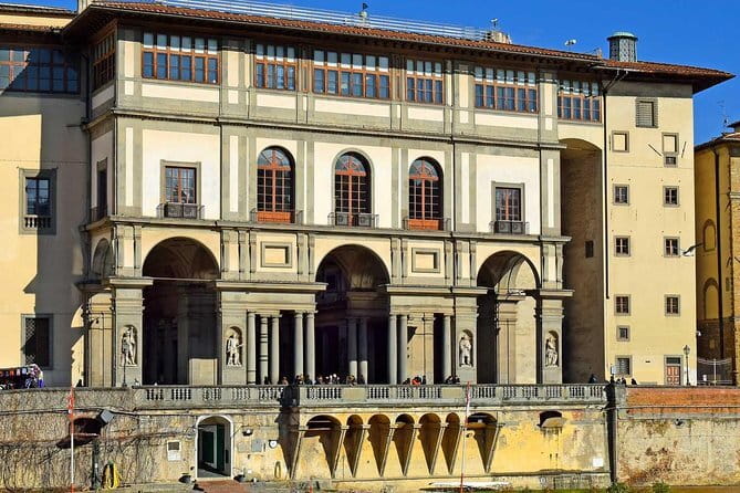 Skip the Line: Uffizi Gallery Ticket in Florence - The Uffizi Palace: Florence’s Architectural Jewel