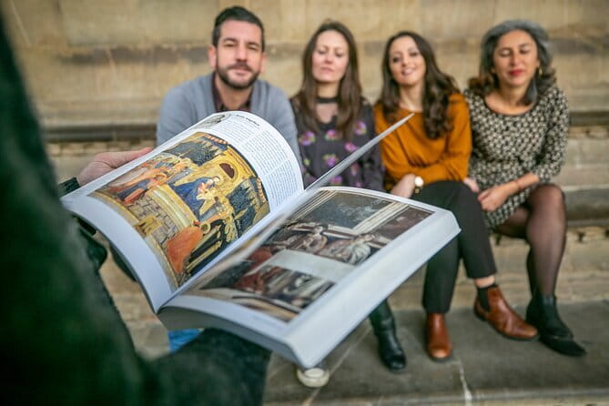 Skip-the-Line Uffizi Museum & Gallery Tour with Leonardo & Michelangelo Works - Logistics and Meeting Point Convenience