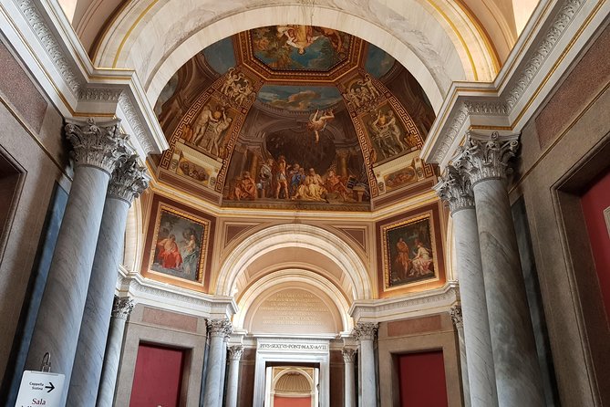 Skip the Line Vatican Guided Tour with Sistine Chapel and St. Peter's Basilica - What the Tour Includes and What to Expect