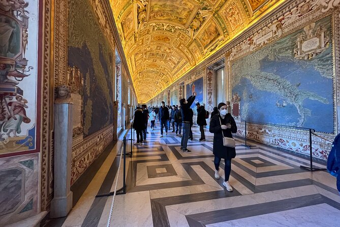 Skip the Line: Vatican Museum, Sistine Chapel + Optional Basilica - Highlights of the Museo Pio Clementino Wing