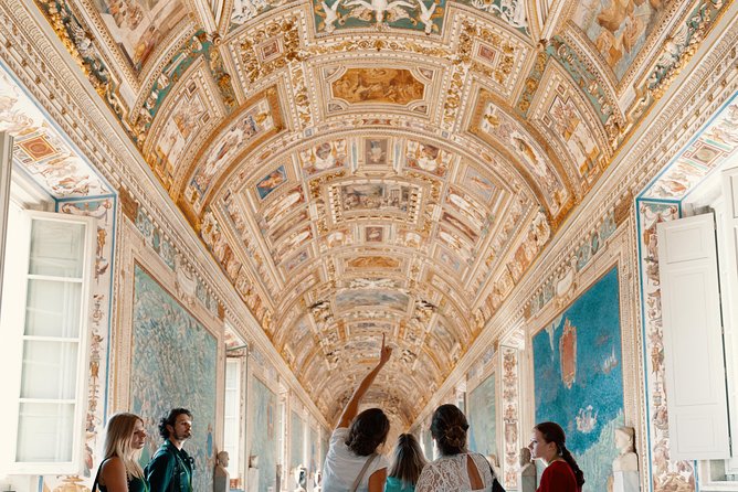Skip The Line: Vatican Private Tour with Sistine Chapel - Discovering Bramante’s Courtyard of the Pine