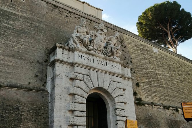 Skip-The-Line: Vatican & Sistine Chapel Guided Tour - Exploring the Sistine Chapel Without the Long Lines