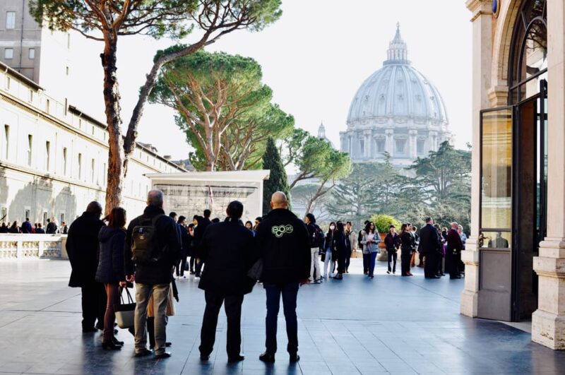 Skip the Line Vatican Tickets with Escorted Entrance - Comparing this Tour to Other Vatican Experiences