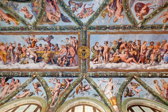 Skip-the-line Villa Farnesina and Raphael's Paintings private tour led by a local guide - Meet Villa Farnesina: The Heart of Renaissance Rome