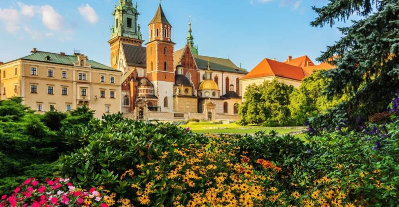 Skip the Line Wawel Castle Chambers Small Group Tour - Entry to Wawel Castle’s State Rooms Without the Long Wait