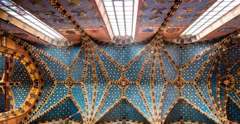 Skip-the-line Wawel Cathedral in Krakow Private Tour - Explore Wawel Cathedral with a Private Guide in Krakow