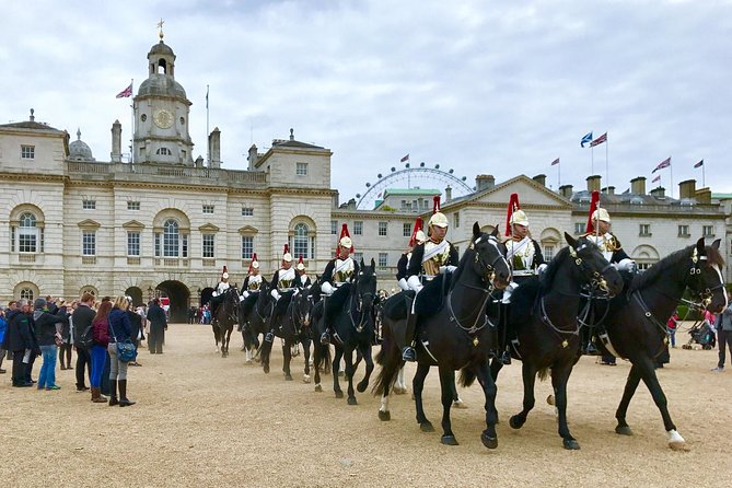 Skip the Line Westminster Abbey & Changing of The Guard Tour - The Tours Logistics and Group Size