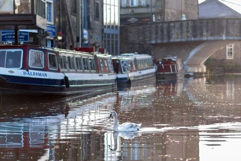 Skipton: 1-Hour Canal Cruise - Exploring Part of England’s Longest Canal in Skipton