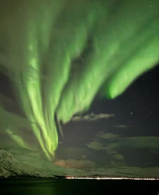 Skjervøy,North of Tromsø:Northern Lights Stargazing(Minivan) - The Comfort of Small-Group Minivan Travel