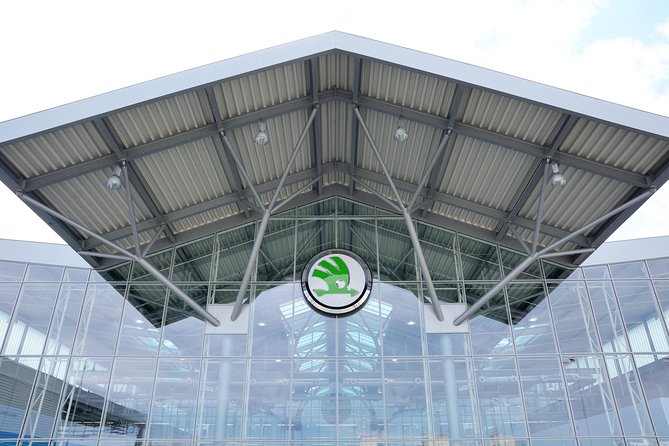 Skoda Car Manufacturer Private Tour From Prague - Inside the Skoda Factory: A Step-by-Step Look at Car Manufacturing