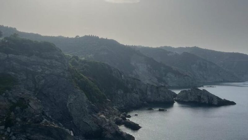 Skopelos: Mamma Mia Cliff Tour - Convenient Transportation and Guided Experience