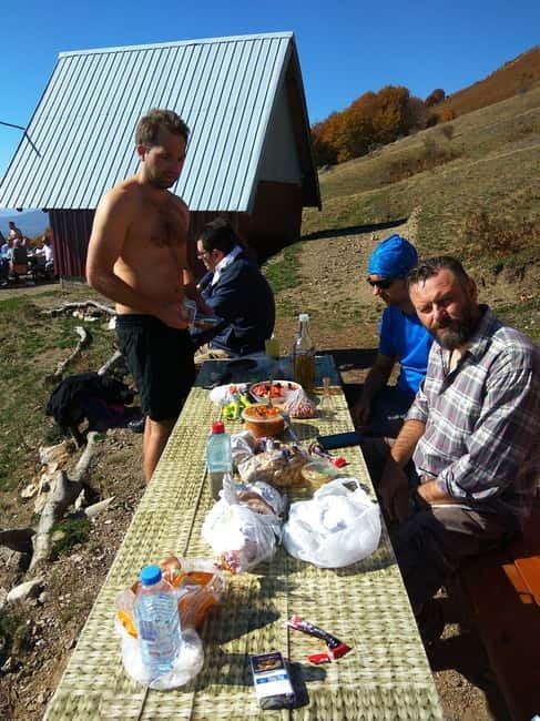 Skopje: Brodec  Spirova Hut  Crn Kamen Hike Tour - The Scenic Forests and Mountain Skyline