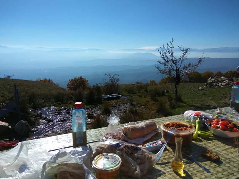 Skopje: Brodec  Spirova Hut  Crn Kamen Hike Tour - The Experience with Local Food and Drinks