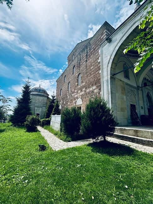 Skopje Day Trip from Sofia  Small Group Tour - Why Choose This Tour for a North Macedonian Day Trip