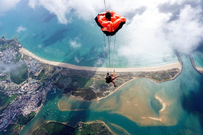 Skydive Algarve: Tandem Skydiving 10.000ft (up to 15.000ft) - The Location: Algarves Premier Skydiving Base