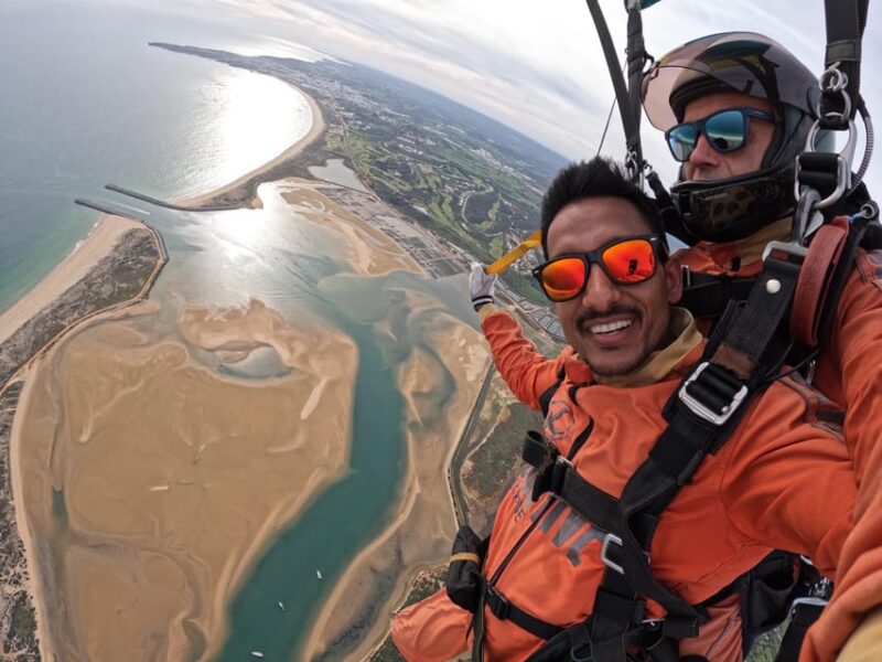 Skydive Algarve: Tandem Skydiving 10.000ft (up to 15.000ft) - Post-Jump Process and Certificate