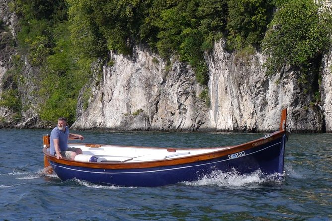 Slow boat tour for small groups with appetizer on Lake Maggiore - Key Points