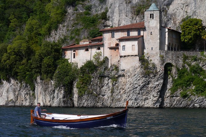 Slow boat tour for small groups with appetizer on Lake Maggiore - Comparing This Tour to Other Lake Maggiore Experiences