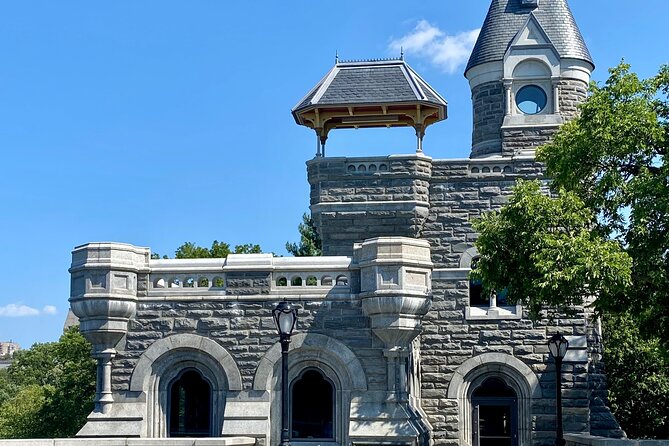 Small Group 2 Hours Walking Tour of Central Park - up to 8 people - Visiting the Iconic Gapstow Bridge and the Pond