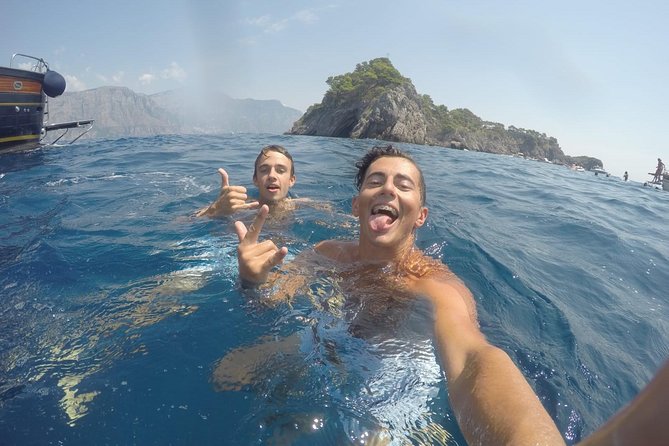 Small-Group Amalfi Coast Day Cruise from Positano - The Crew and Skipper: Knowledgeable and Friendly Guides