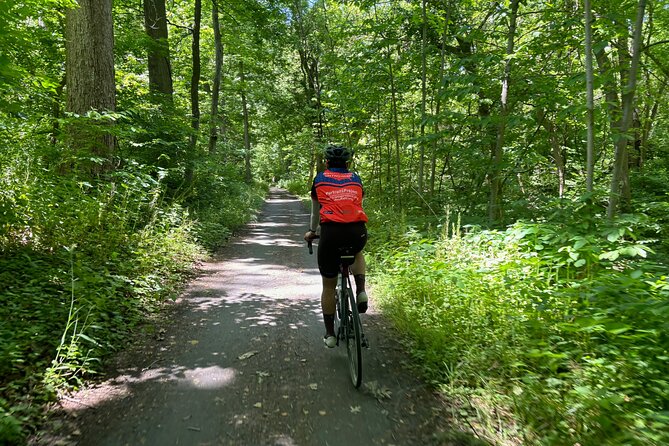 Small Group Bike Tours From Chicago to Lake Geneva - Seasonal Fruit Picking at Apple Barn Orchard and Winery