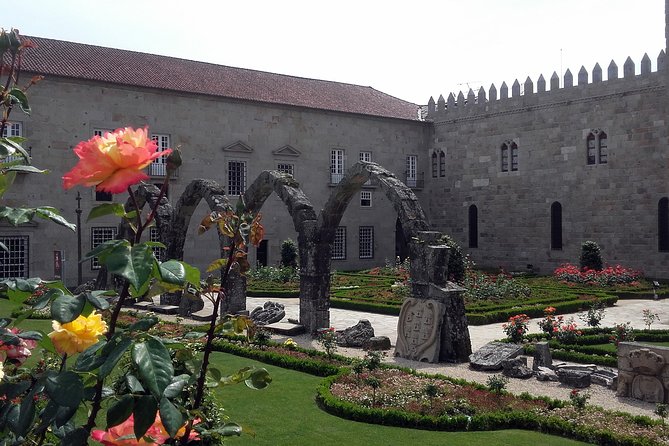 Small-Group Braga Half-Day Tour with Bom Jesus Sanctuary - Ride on the Hydraulic Funicular