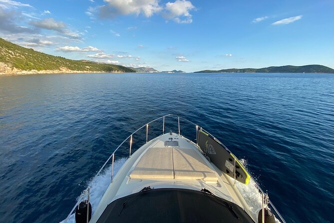 Small group by premium yacht to Elaphite - The Experience with Dubrovnik Boat Charter