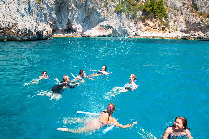 Small group Capri boat tour with transfer from Sorrento - Departure from Sorrento with Hotel Pickup