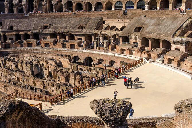 Small Group Colosseum, Palatine Hill and Roman Forum Tour - Expert Guides and Clear Commentary