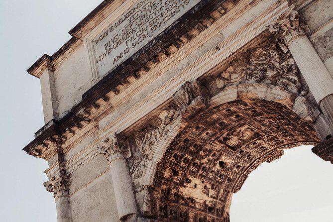 Small-Group Colosseum Tour with Roman Forum & Palatine Hill - The Guide: Knowledge, Engagement, and Visual Aids