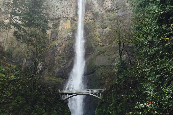 Small Group: Columbia River Gorge Waterfalls Tour from Portland - Explore the Columbia River Gorge Waterfalls in Comfort and Style