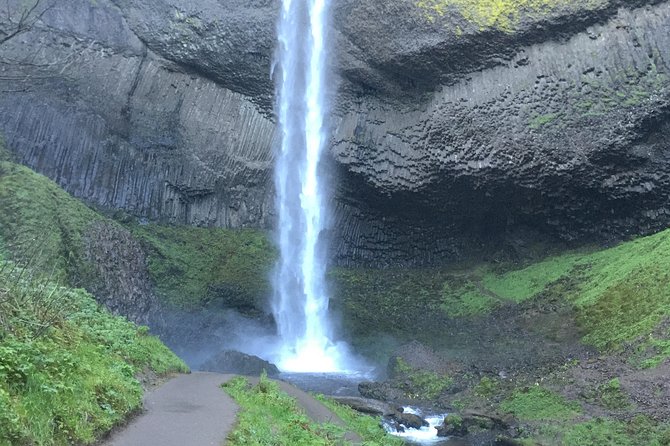 Small Group: Columbia River Gorge Waterfalls Tour from Portland - Crown Point State Park: Iconic Viewpoint