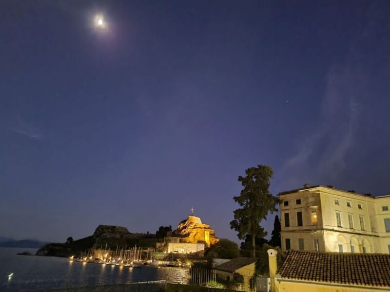 Small Group: Corfu Evening Walking Tour with a Glass of Wine - Accessibility and Practical Tips