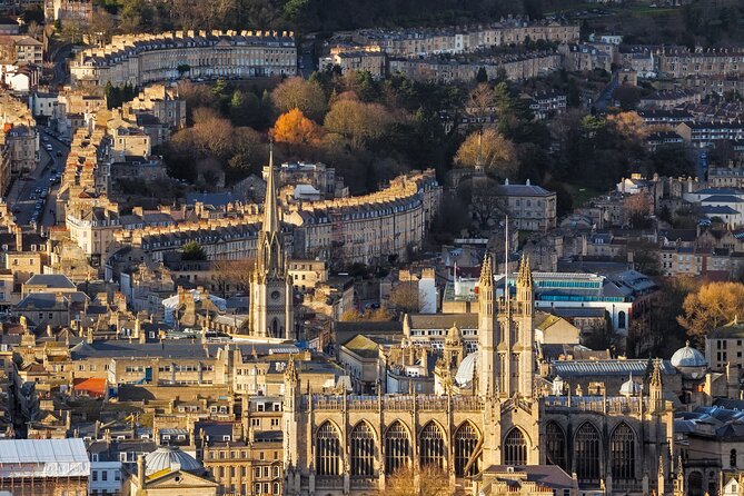 Small Group Cotswolds Village, Stonehenge and Bath Tour from London - The Experience of Guides and Pacing