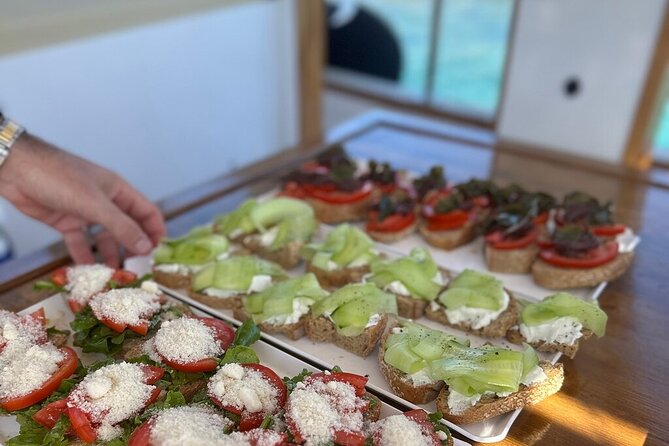 Small Group Cruise Around Antiparos & Despotiko With Lunch - The Flexibility of the Captain’s Choice