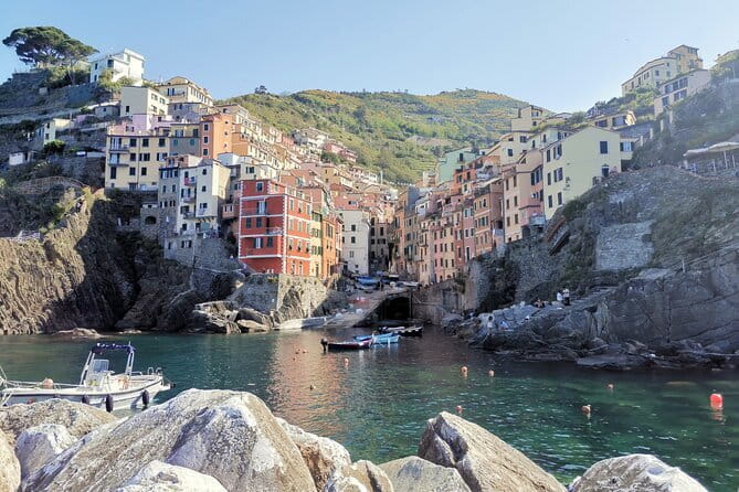 Small Group Day Tour in Cinque Terre and Pisa From Florence - Key Points