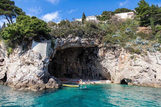 Small group Day tour to Mostar and Kravice waterfalls - Exploring Poitelj: A Well-Preserved Medieval Village
