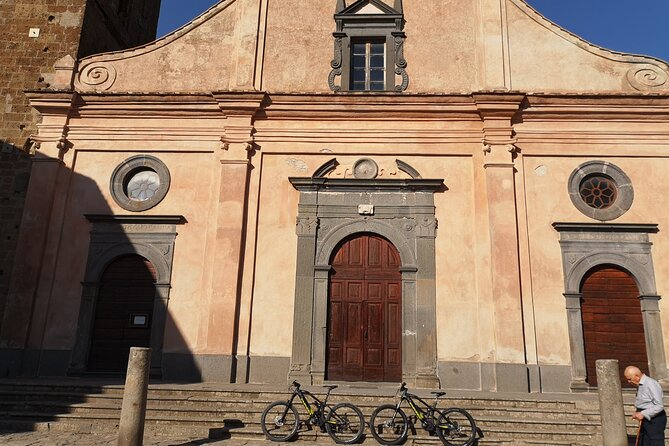 Small Group E-bike Experience from Orvieto to Civita with Lunch - Crossing the Bridge into Civita: A Walk of About 40 Degrees Incline
