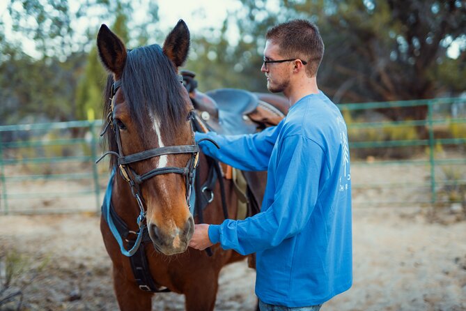 Small-Group East Zion White Mountain Horseback Ride - Scenic Highlights: Slot Canyons and Desert Views