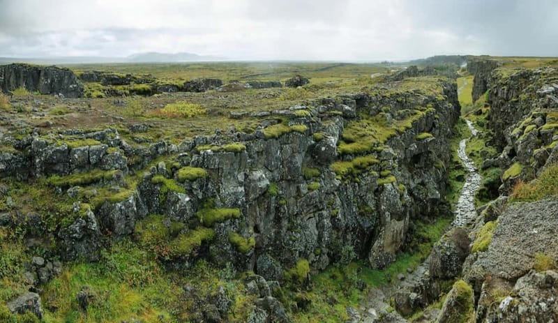 Small Group Golden Circle in Spanish: From Cruise Terminal - The Magnificence of Gullfoss Waterfall