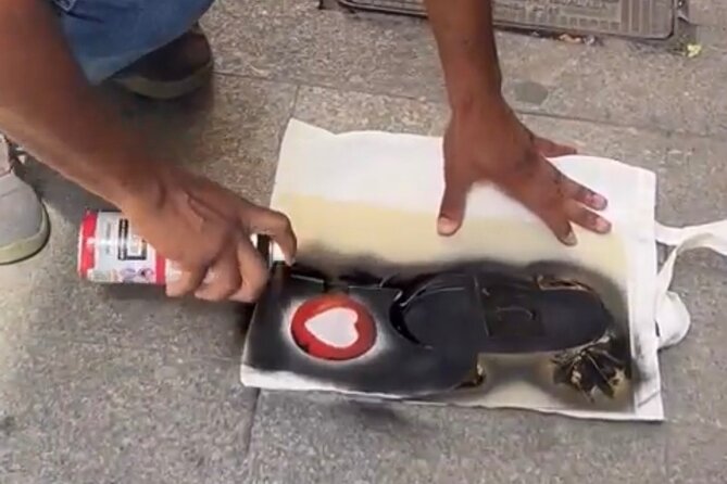 Small-Group Graffiti Tour and Workshop in El Carmen - Discover Valencia’s Vibrant Graffiti Scene with a Hands-On Workshop