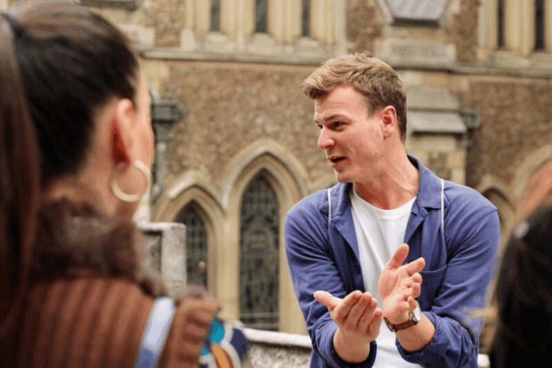 Small-Group Guided Brunch Tour of Borough Market in London - Tasting a Savory Breakfast Sandwich and Meeting Londons Top Butcher