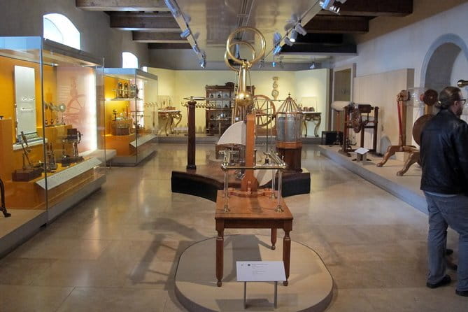 Small-group Guided tour of Galileo's Museum - Key Points
