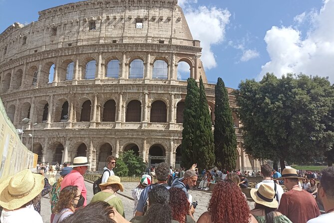 Small Group Guided Tour to the Colosseum, Roman Forum and Palatine Hill - Key Points