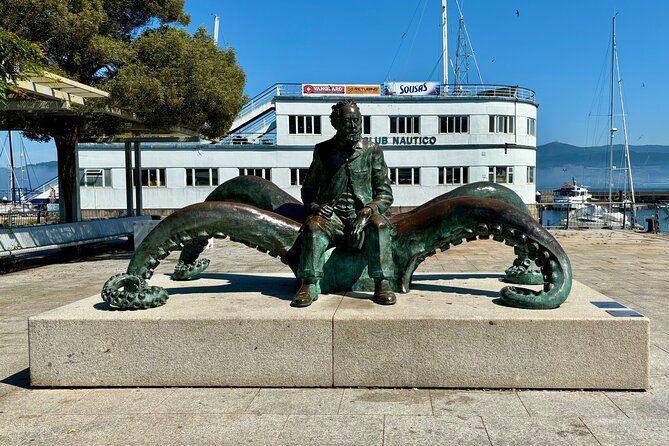 Small Group Historic Walking Tour of Vigo - Key Points