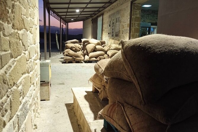 Small-Group Honey & Extra Virgin Olive Oil Tasting Tour in Crete - Sampling the Flavors: Eight Types of Honey and Olive Oil