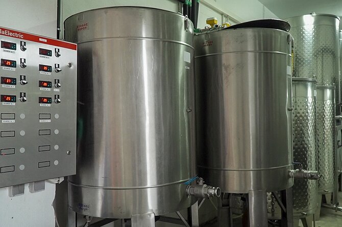 Small-Group Honey & Extra Virgin Olive Oil Tasting Tour in Crete - The Store and Take-Home Delights