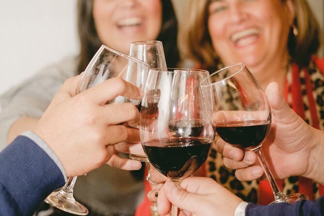 Small-group Jewish Quarter walking tour with tasty tapas & drinks - Who Will Truly Appreciate This Experience